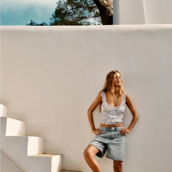 Zara White and Blue Ruffled Top - Picture 3 of 8